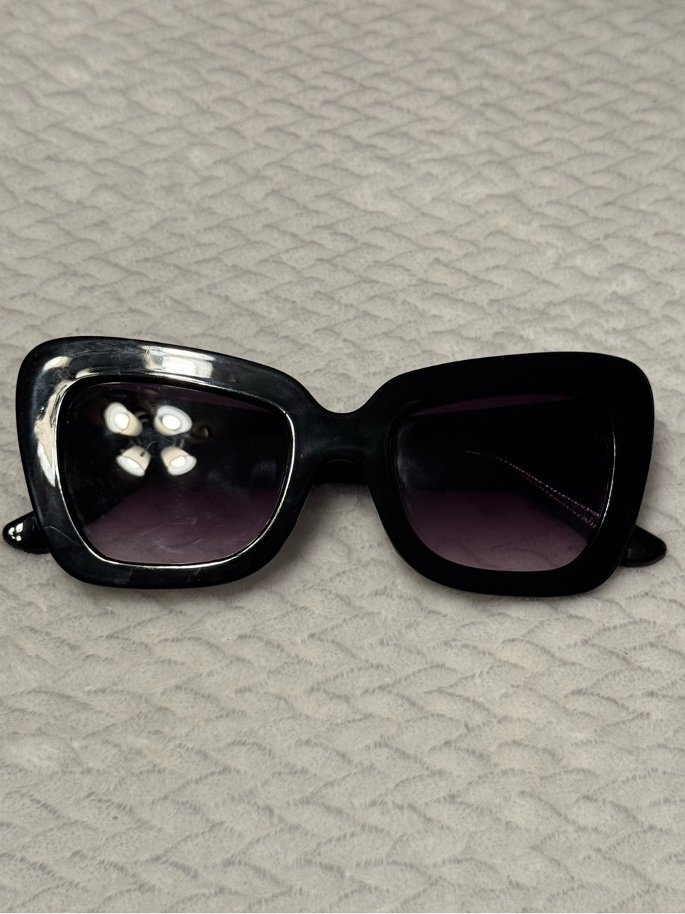 Women's Black Square-Frame Sunglasses with Gradient Lenses